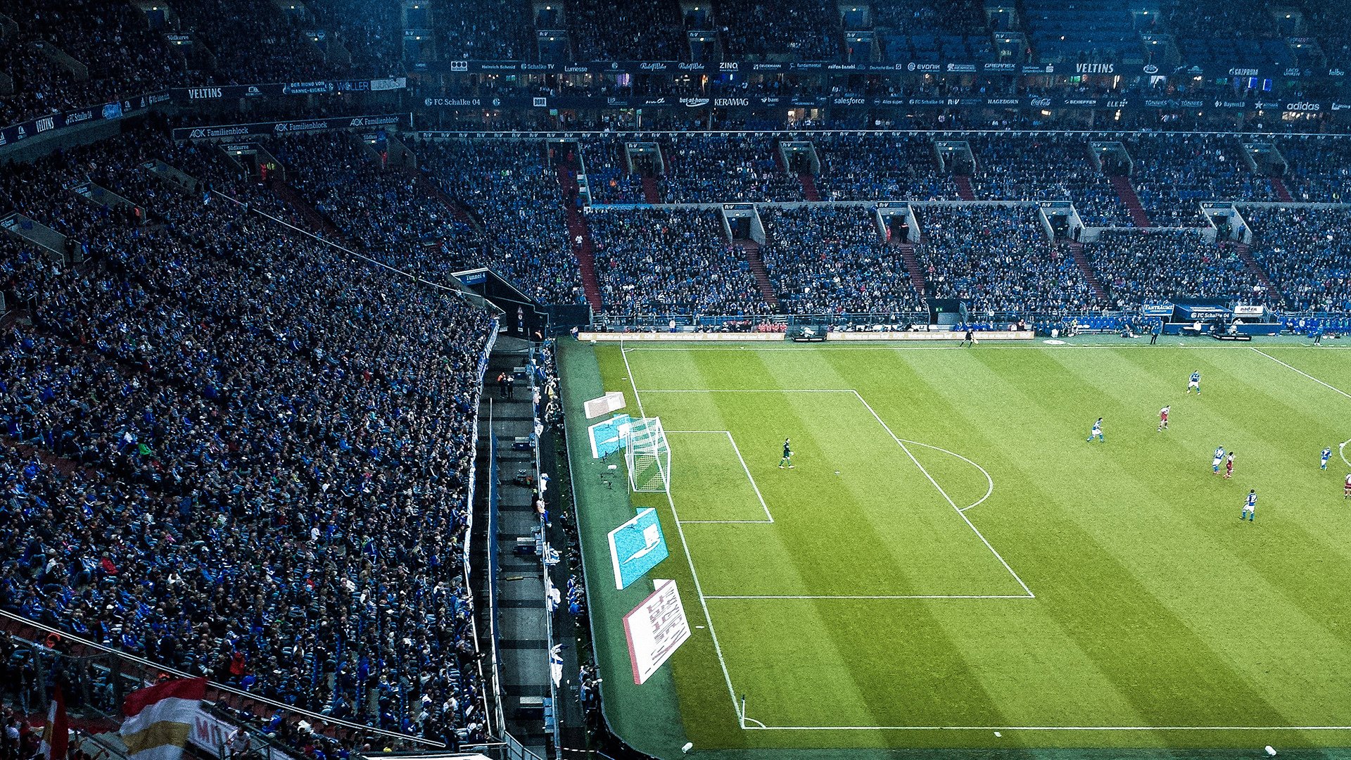 数字化足球青训体系在全国范围内全面推进，提升整体水平，数字智能足球